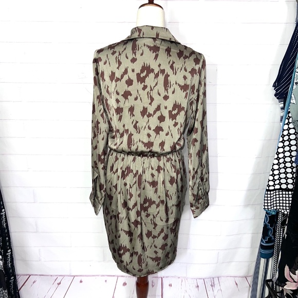 NWOT |•HEARTLOOM•| Brown Camo-like Print Wrap Draped Dress Size Small - Picture 4 of 16